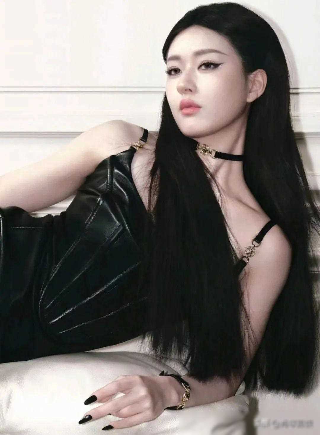 一个人的在线观看WWW探索个人在线观看体验，WWW的魅力与影响-第2张图片