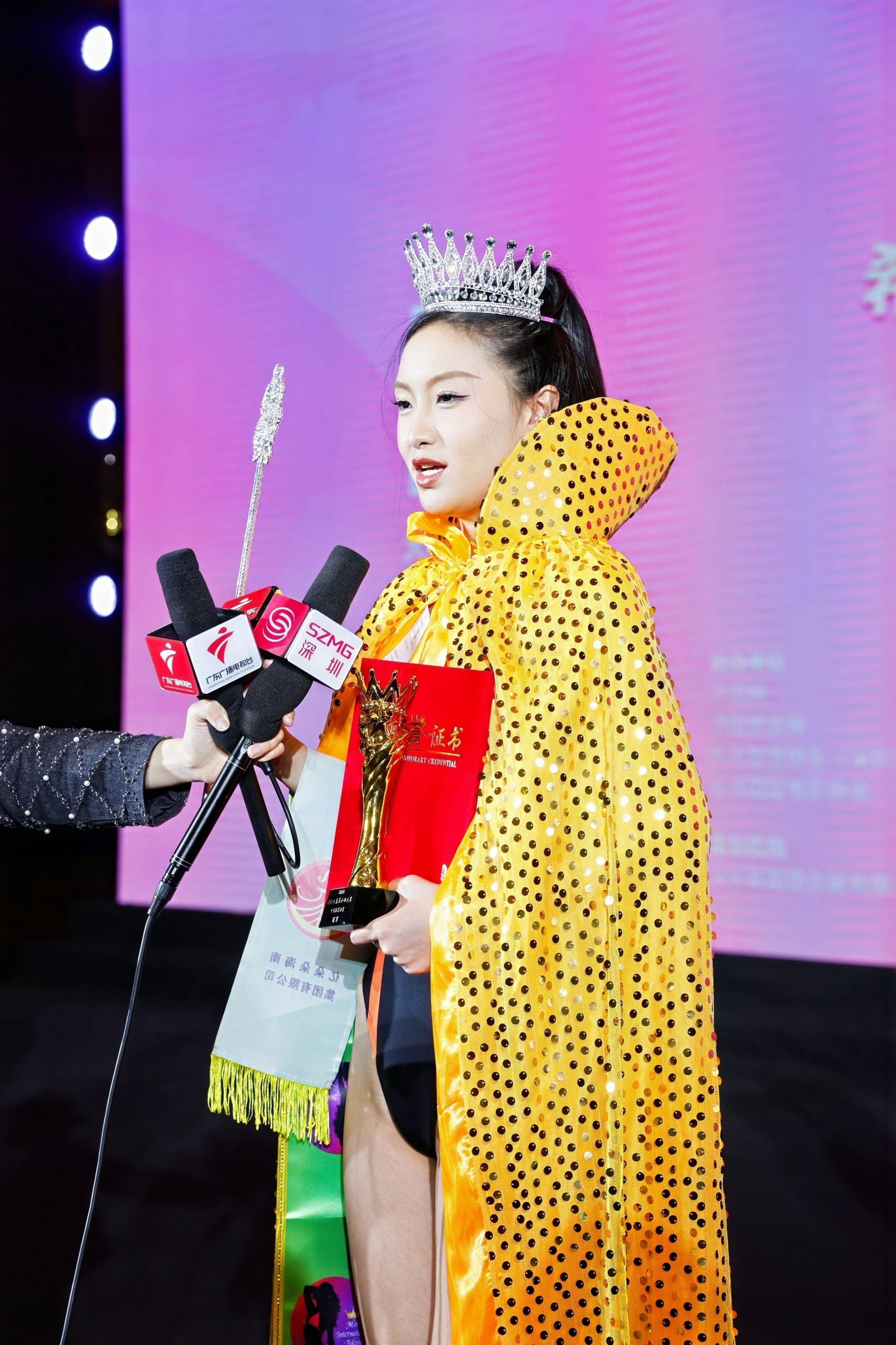 穿比基尼跳舞穿比基尼跳舞的魅力与体验-第1张图片