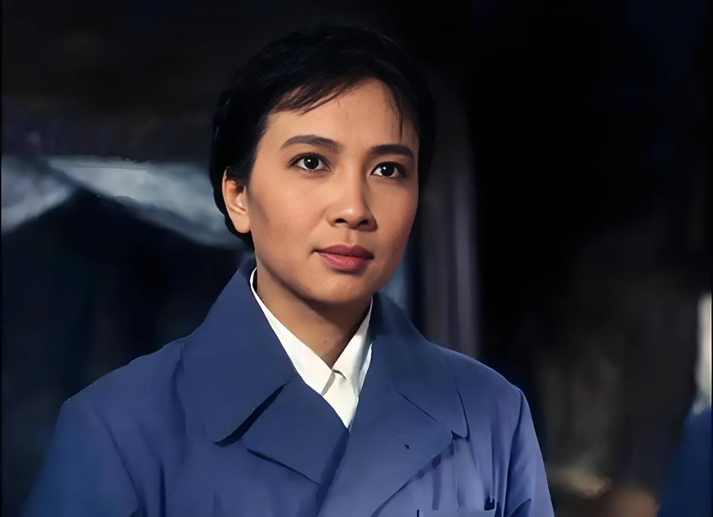 汤芳的出位表演，深入探讨其下部作品