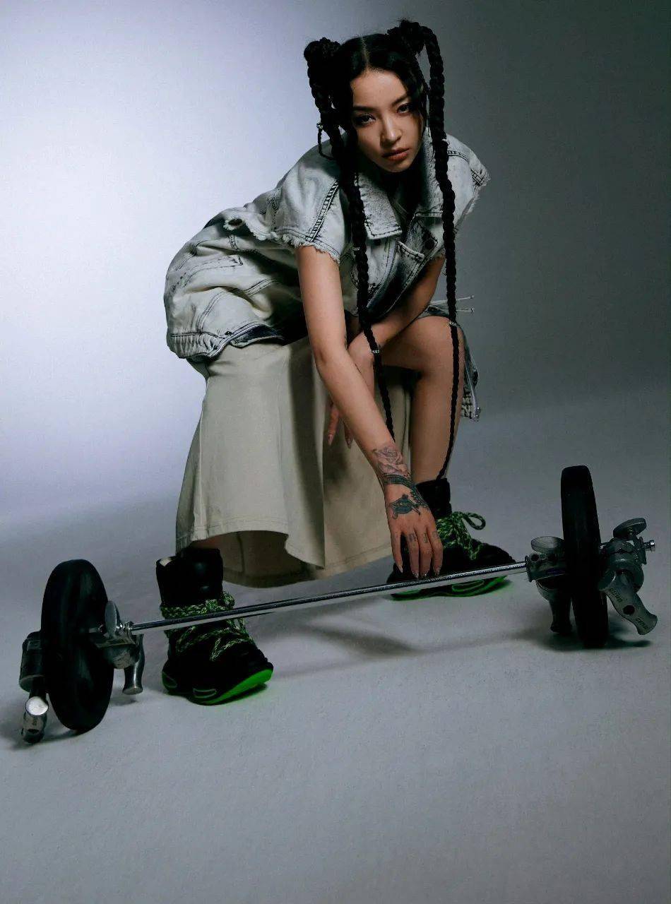 欧洲rapper大全免费观看顶级欧美女Rapper，音乐界的璀璨明珠-第2张图片