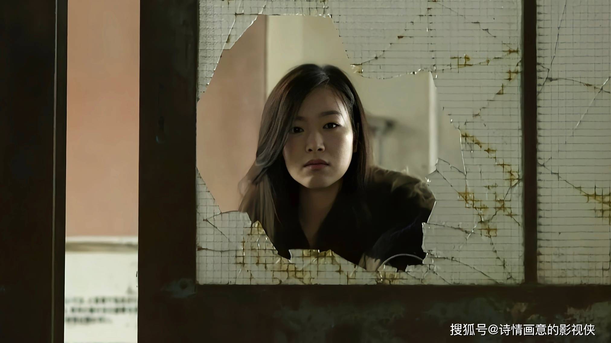 美女禁处图片，网络伦理的探讨与警示-第1张图片