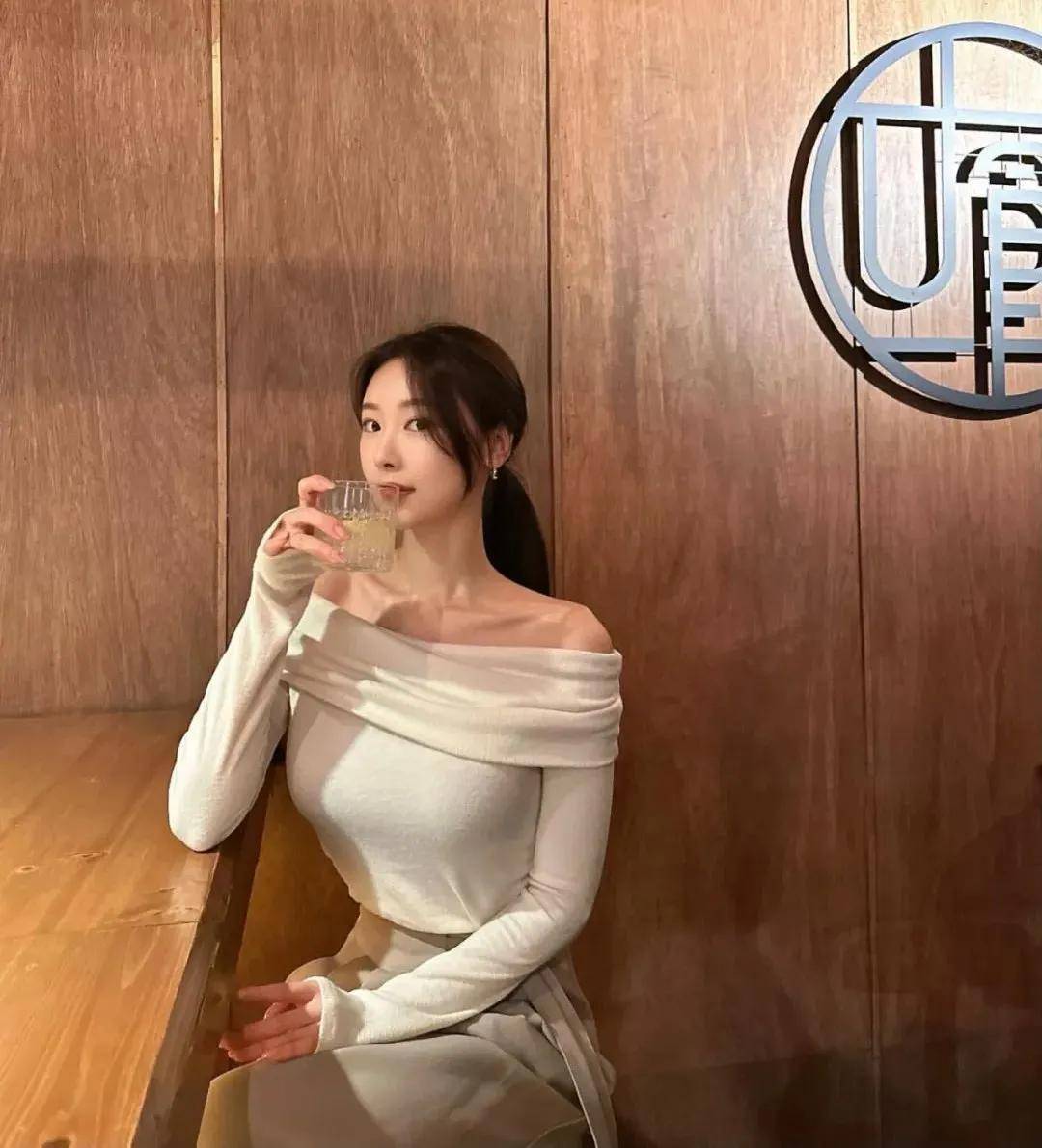 性欧美FREE少妇XXX探索性欧美文化中的自由与魅力——少妇XXX的独特视角