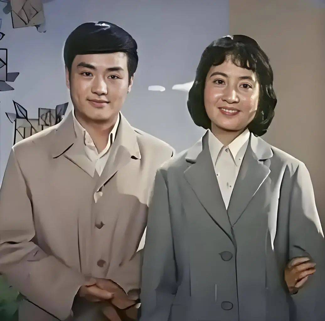 免费观看视频图片，两个人的美好时光