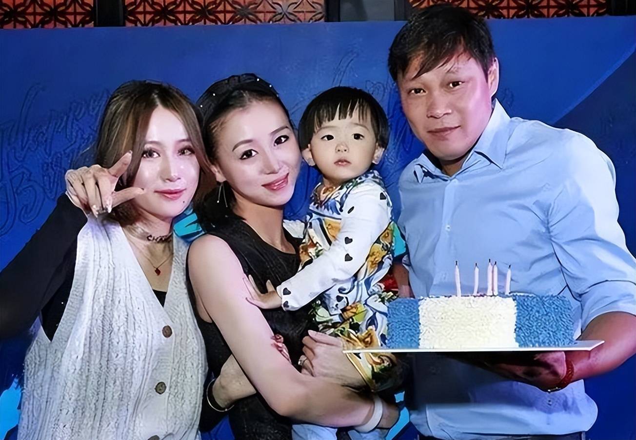 中国富二代，奢华生活的真实写照