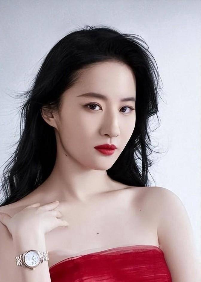 刘亦菲的私密生活——关于她的情感与成长-第3张图片