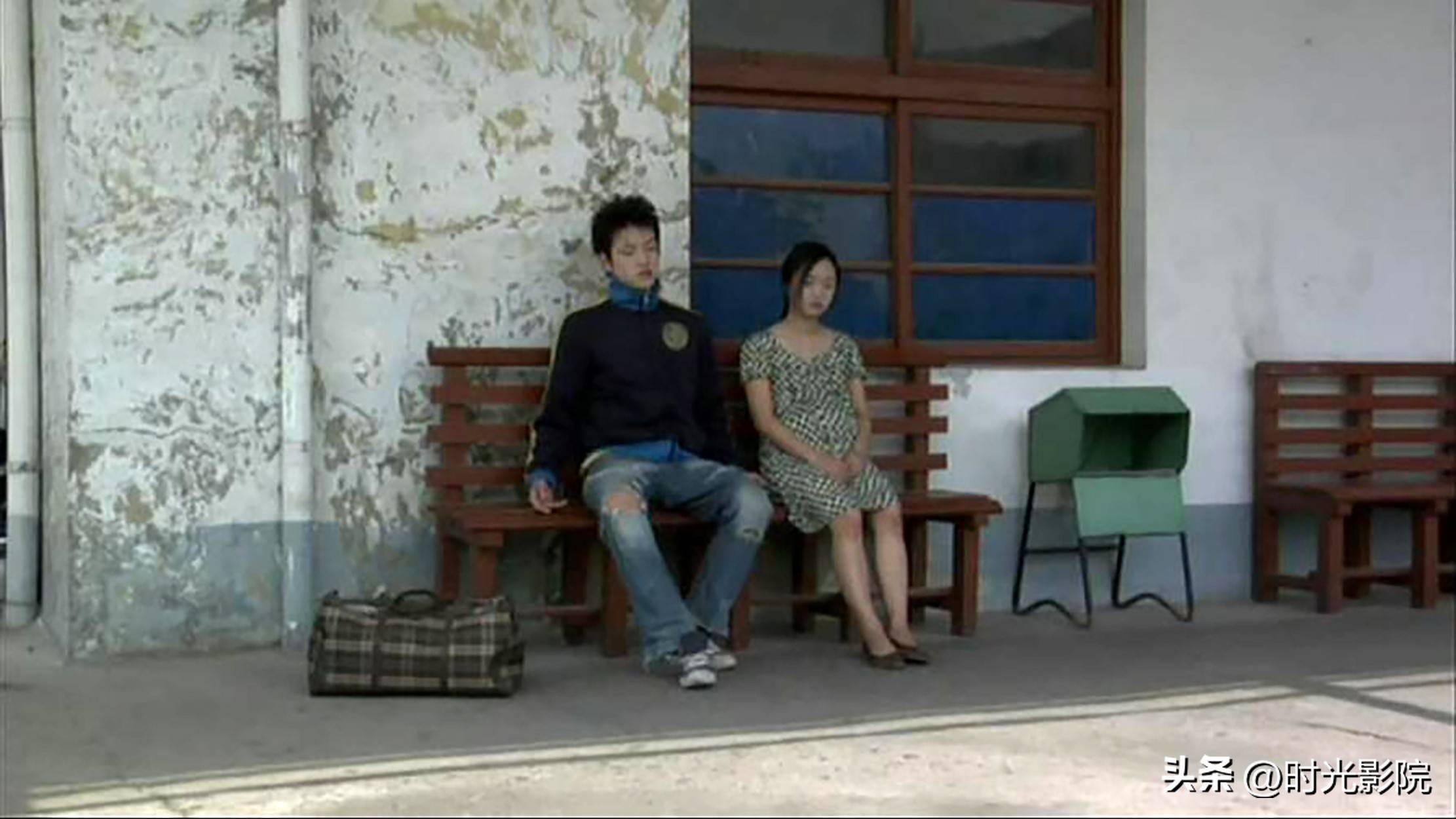 年轻妹妹的伦理视角——探索HD中文字幕的深层含义