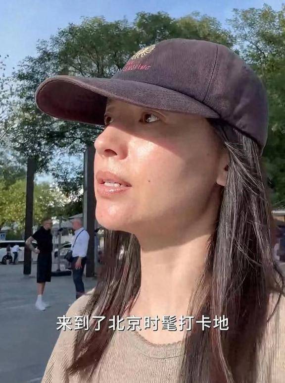 免费视频资源分享，探索一个人的世界-第1张图片
