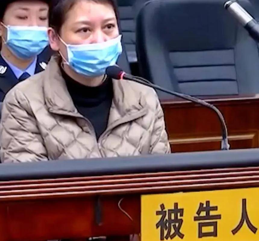 网友自曝与劳荣枝的深度关系揭秘