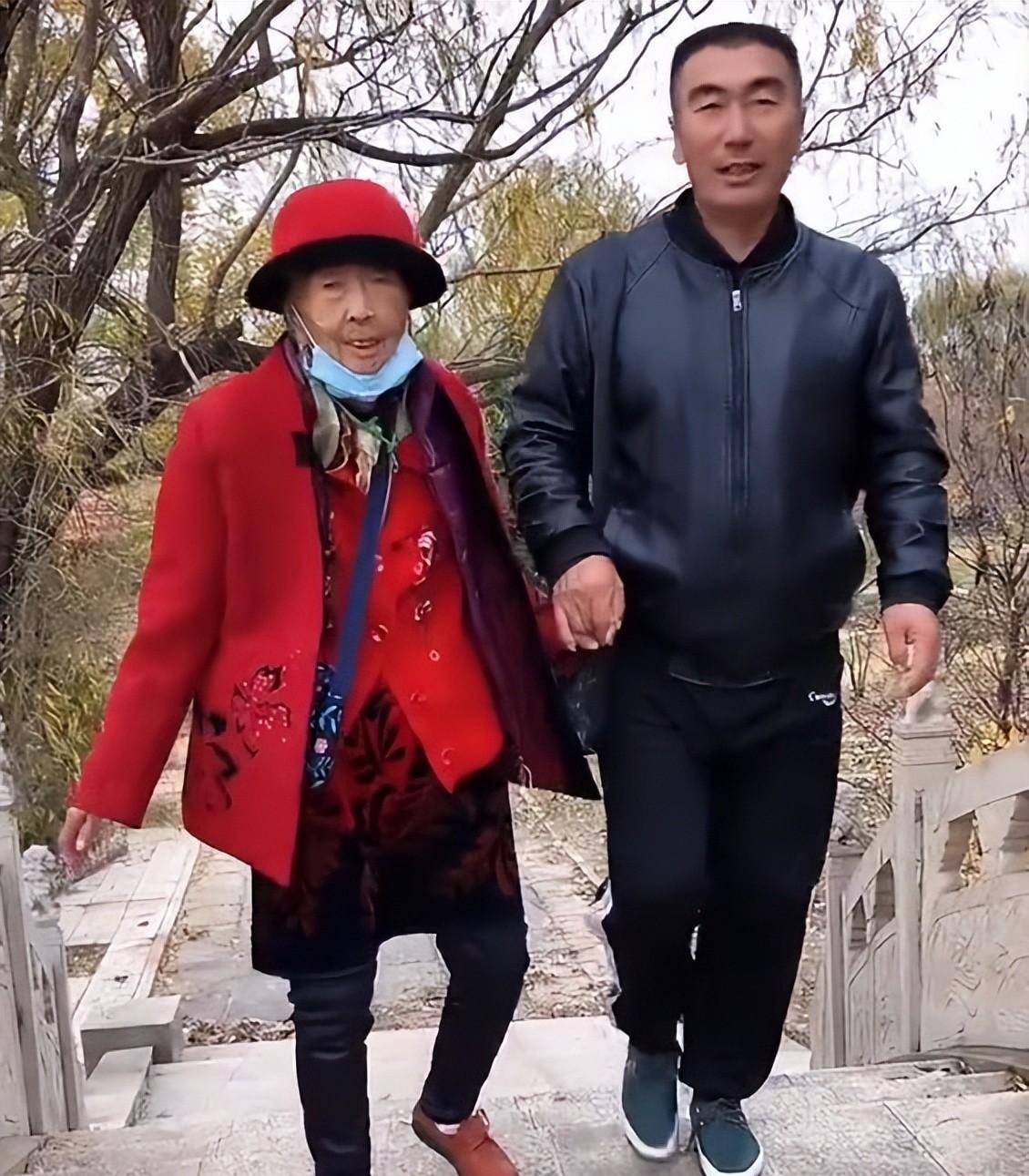 东北老太太与BBWBBWBBW的独特魅力