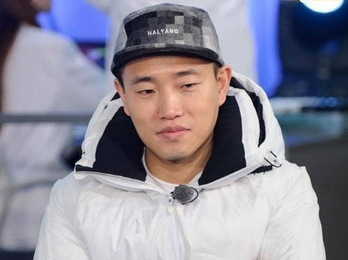 小蓝彩虹男gary2023网站的设计风格小蓝彩虹男GARY的魅力世界，2023年网站探索之旅-第1张图片