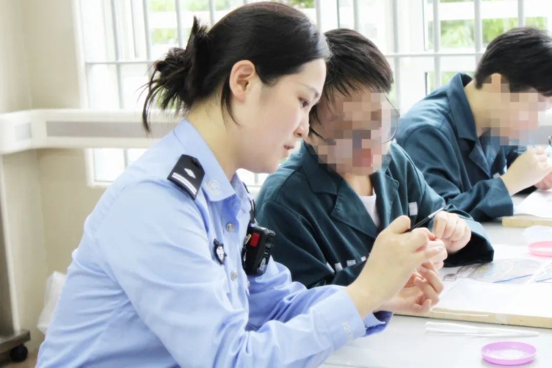 女犯变态另类BDSM探索女犯变态另类BDSM的深层含义-第2张图片