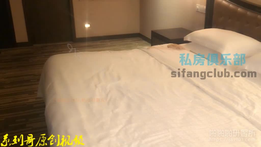 精品乱子伦一区二区三区探索精品乱子伦的魅力，一区、二区、三区的独特之处-第2张图片