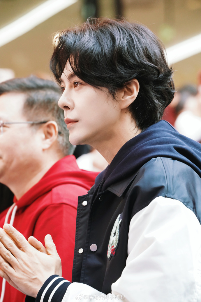 徐海乔徐海乔，璀璨的演艺之星