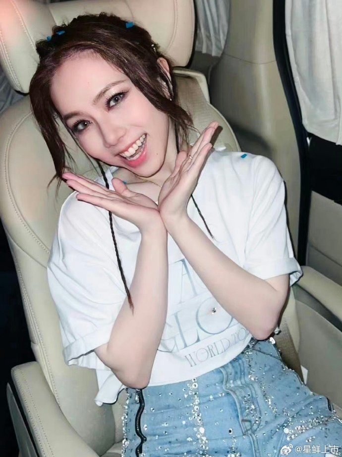 九月组合九月组合，音乐之路上绽放的璀璨光芒-第3张图片