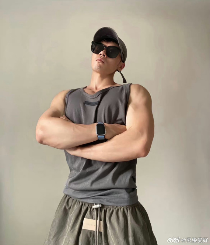 中国风华绝代之东北Gay帅哥