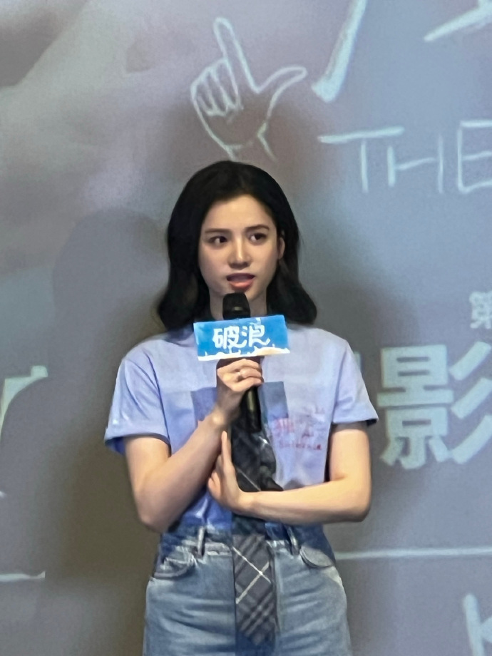 疯魔乱舞疯魔乱舞，一种独特的艺术表达-第2张图片