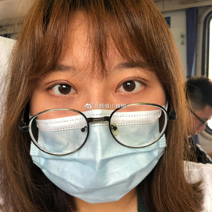 宝贝睁眼看看镜子里的你多美宝贝，睁开你的眼睛，看看镜子里的你多美-第2张图片