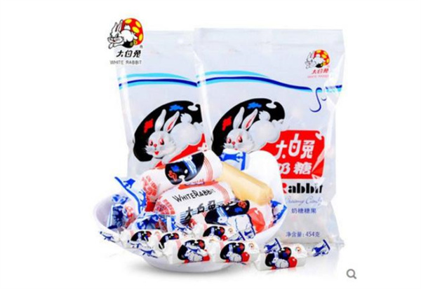 大白兔奶糖大白兔奶糖，甜蜜的回忆与时代的味道