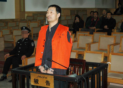 被部长玩的漂亮人妻被部长玩弄的漂亮人妻，社会现象的反思-第2张图片