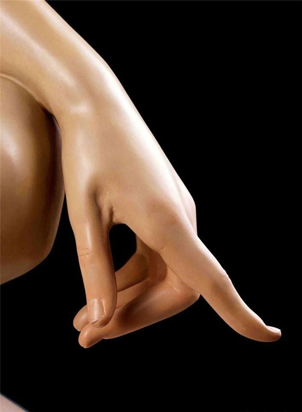 女性性体验的探索，关于女性裸体与愉悦的探讨-第3张图片