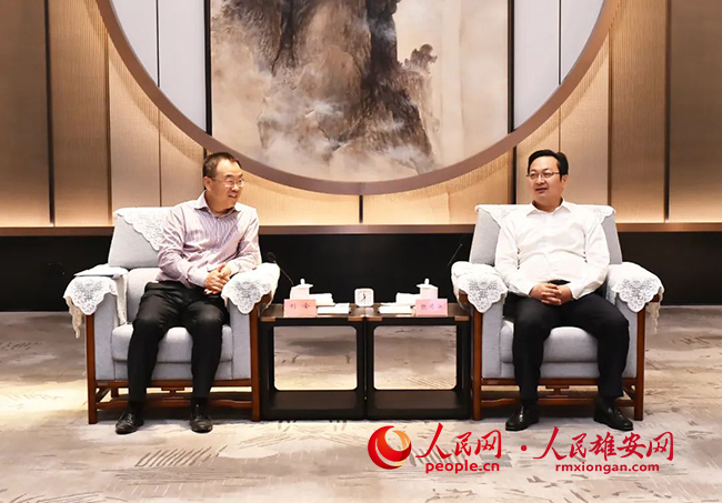 银行行长第二次到家里吃饭的温馨与信任