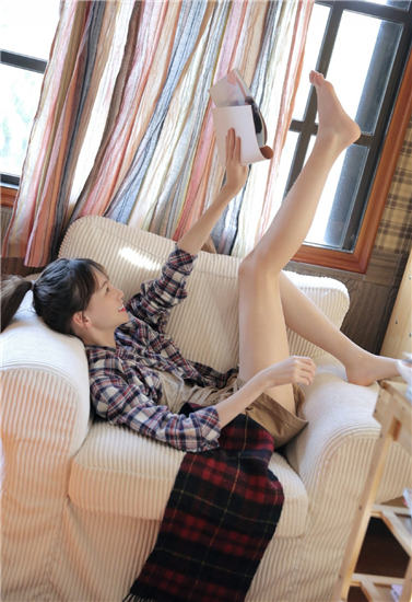 免费涩涩屋，草莓、榴莲、秋葵与绿巨人的奇妙世界-第1张图片