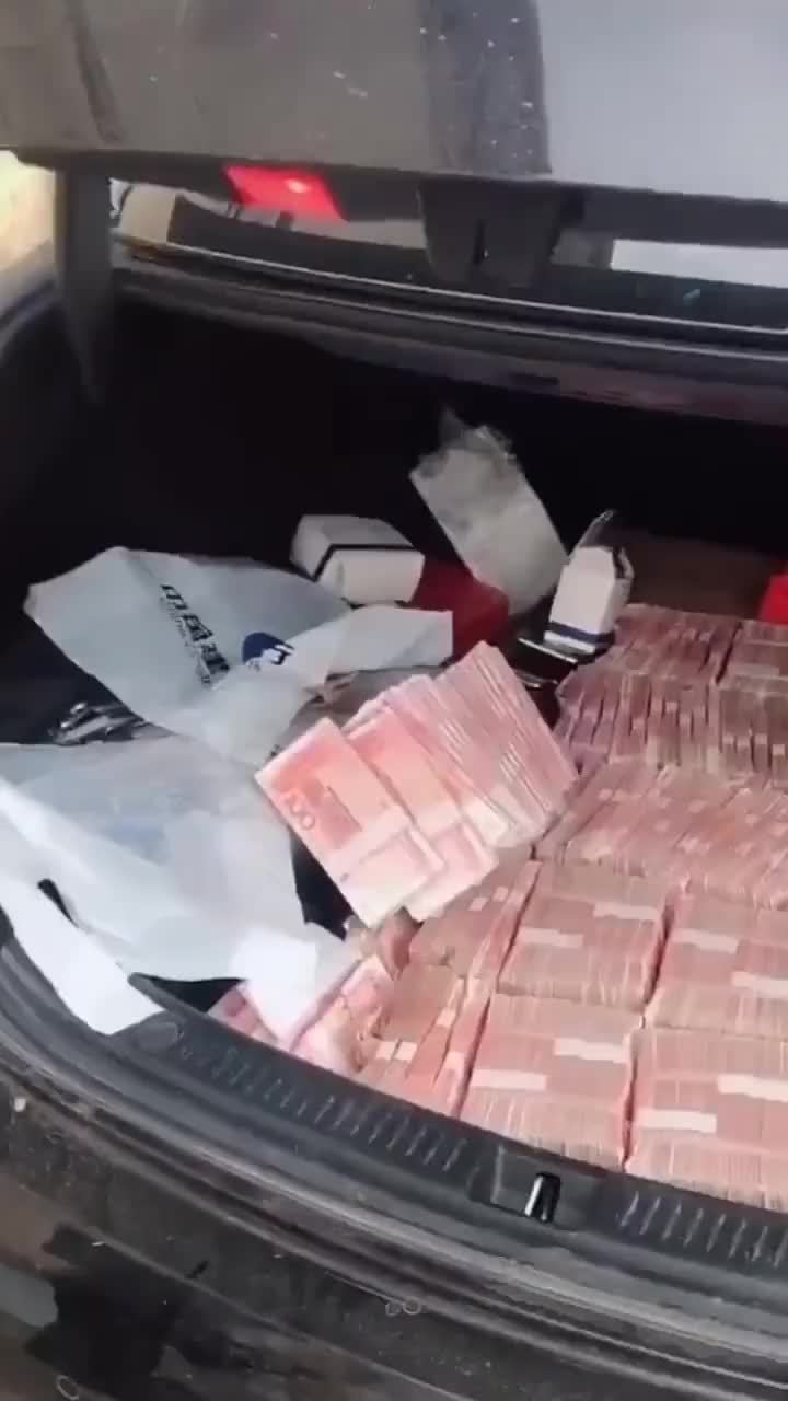 公交车上的误会，S货与C的未解之谜-第2张图片
