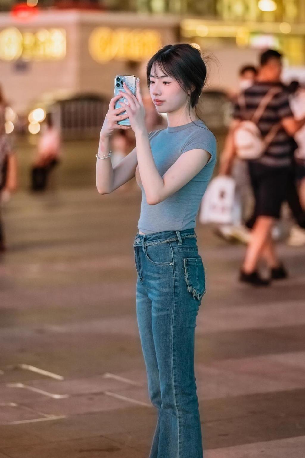 探索99热黄色，时尚与潮流的完美融合