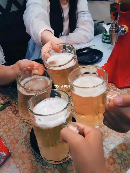 性夜a爽黄爽探索性夜，黄爽与爽夜之体验-第3张图片