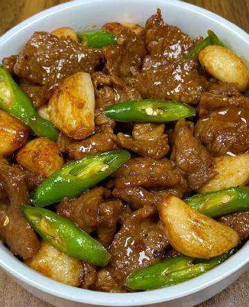 芭乐鸭脖向日葵芭乐鸭脖旧版回味经典，芭乐鸭脖与旧版向日葵的记忆-第2张图片
