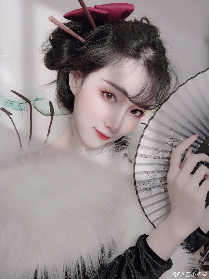 班花与她的柔软兔子——美食与软水的奇妙之旅-第3张图片