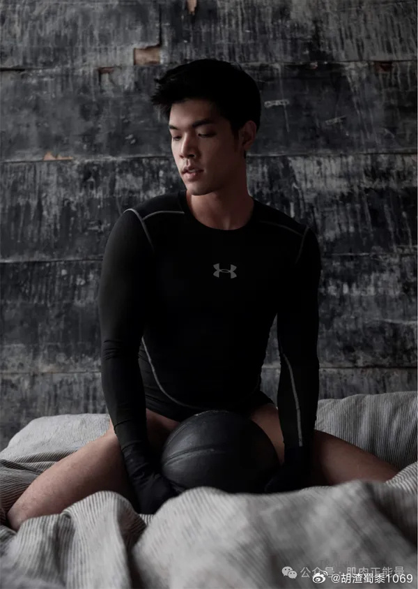 男男帅的探索GAY文化与帅哥男男网站-第1张图片