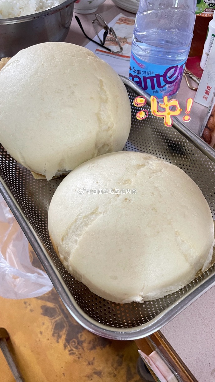 哥哥我的大馒头好吃吗哥哥，我的大馒头，你尝了吗？