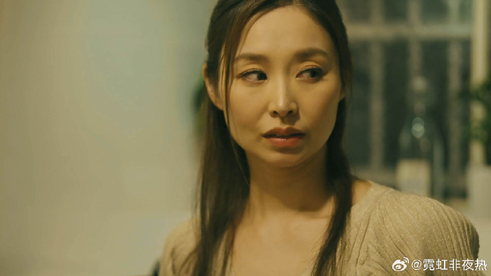 夏目彩春的美丽与意义-第1张图片