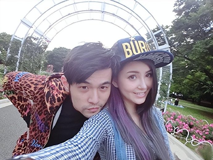 昆凌综艺视频曝昆凌录节目突发不适，现场呕吐引关注