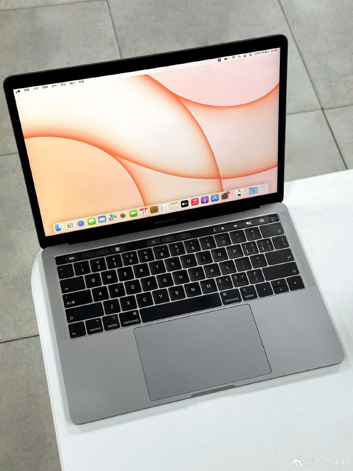 MACBOOKPRO18MACBOOK PRO 18，重新定义高端笔记本的卓越体验
