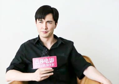 4p被三个男的舔全过程不道德行为之4P被三个男性舔舐的错误经历-第2张图片