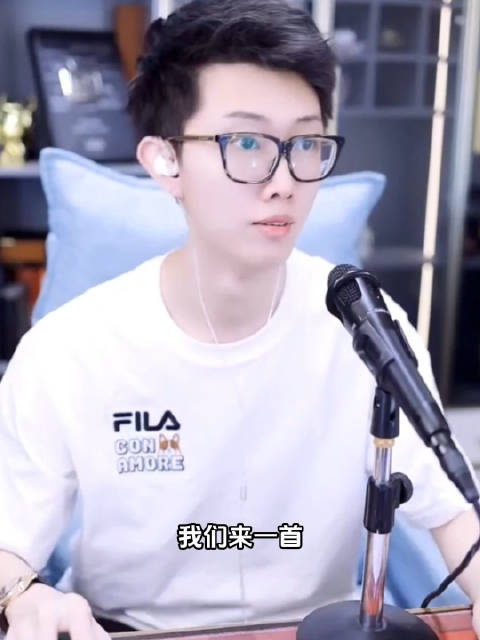 yy主播不雅视频YY主播不雅视频事件，网络直播的道德与法律挑战-第3张图片