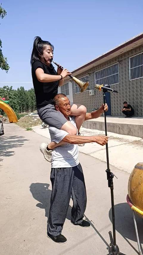帅老头几几帅老头的大已巴——一段关于生活与智慧的独特故事