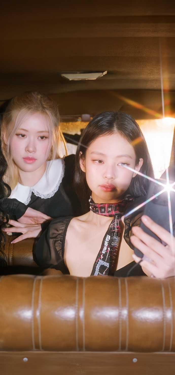 JENNIE水好多探索JENNIE的魅力，水润之美的秘密-第1张图片