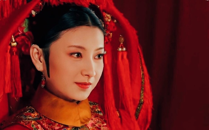 温太医打开眉庄的腿书写温太医与眉庄的传奇故事，医术与书写的交融