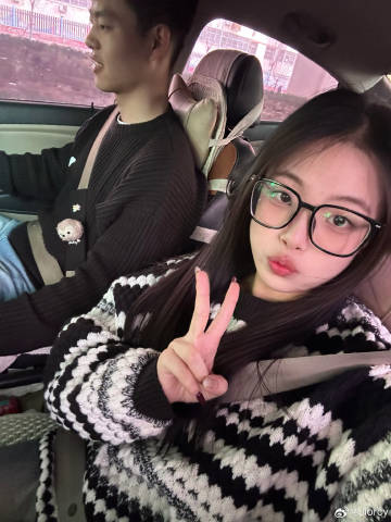 一个叫小柔的女生小柔与六个男人的晨间故事