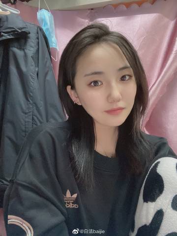 女教师白洁最刺激的一次女教师白洁，最刺激的一次经历-第1张图片
