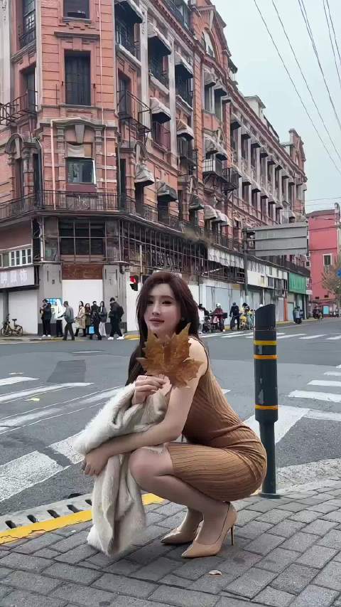 周妍希03现场拍摄视频原片揭秘-第1张图片