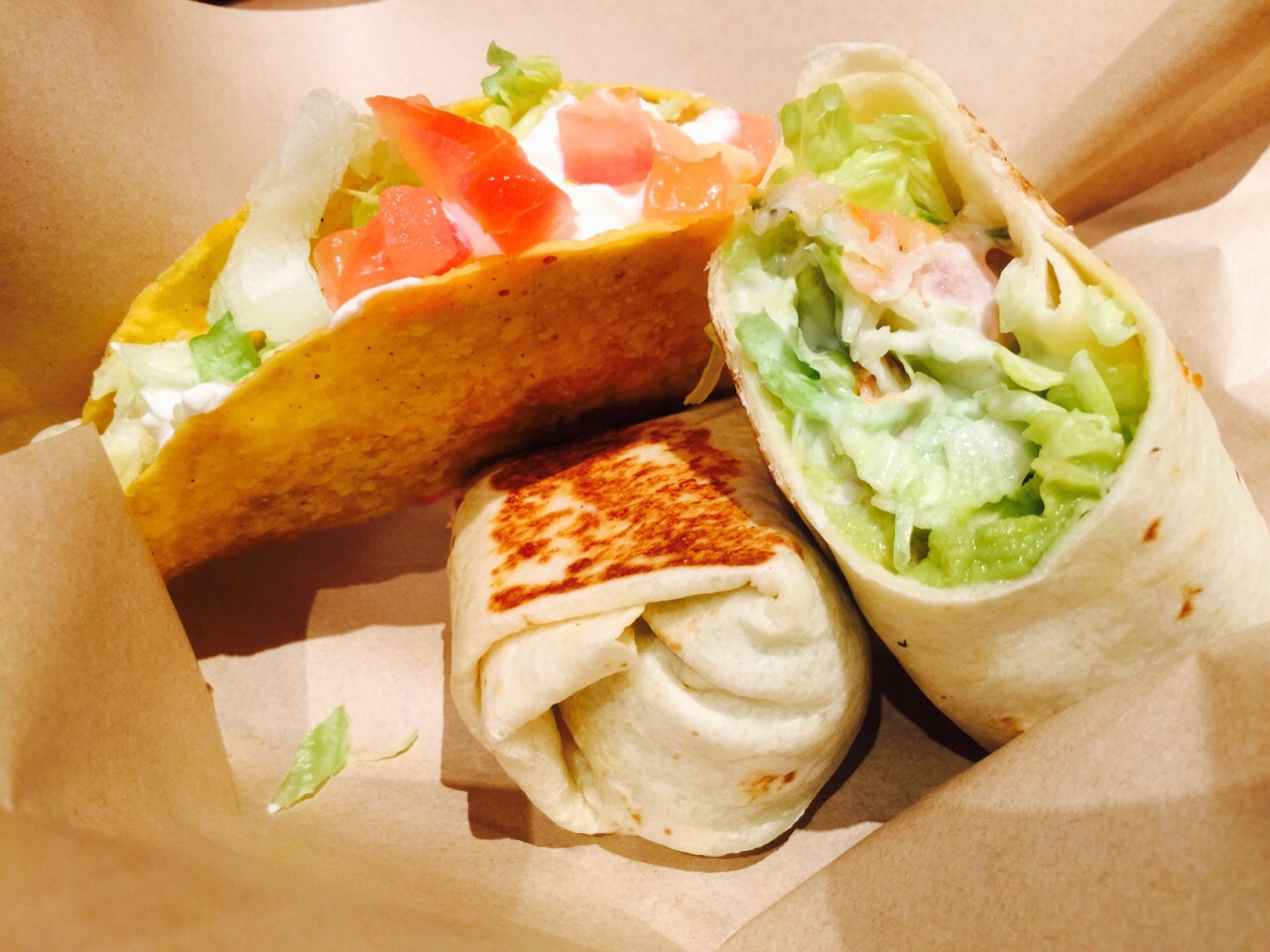 gunmantacotruck安卓版下载枪手与塔可卡车，街头的美食与危险交织-第2张图片