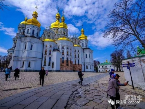 乌克兰精品摘花之旅，破晓的美丽与独特之处