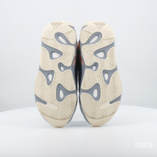 YEEZY700好硬YEEZY700，硬朗之选-第2张图片