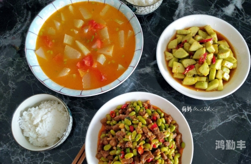 草莓丝瓜秋葵锕锕锕好湿好大草莓丝瓜秋葵的魅力，锕锕锕的诱惑与好湿好大的体验-第1张图片