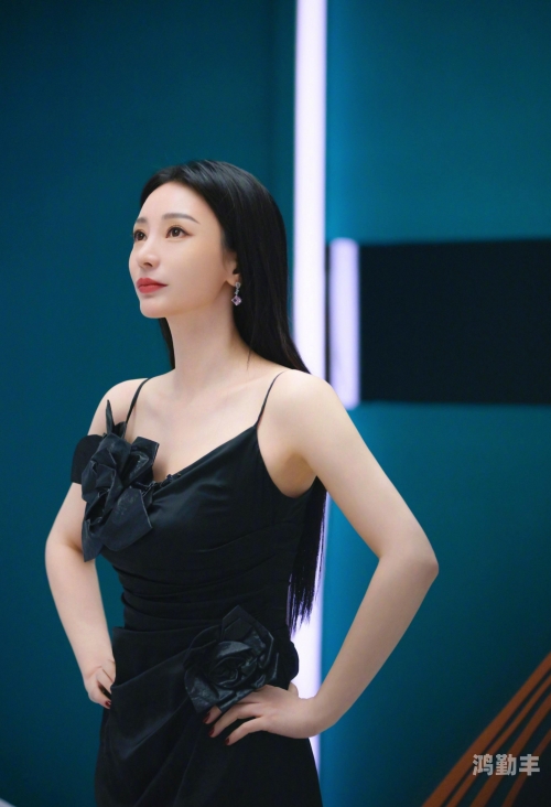 欧美最强rapper潮水网站欧美最强RAPPER与潮水，音乐与时尚的完美融合-第1张图片
