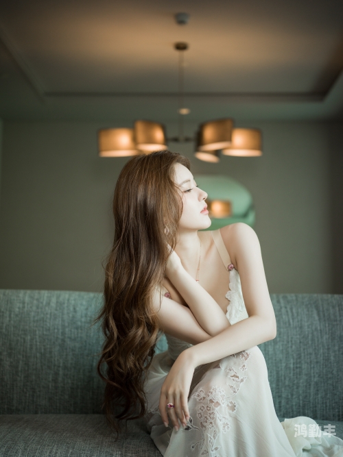 赵露思，美丽与优雅的完美结合-第3张图片